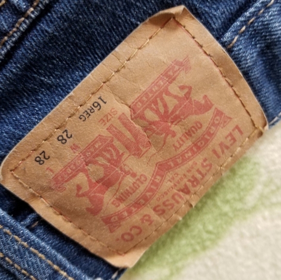 Levis straight leg boyfriend style high waisted - Picture 3 of 4